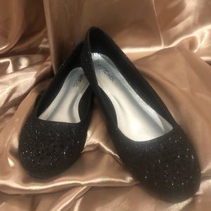 Hotcakes Black Flats Sz 8 NWOB